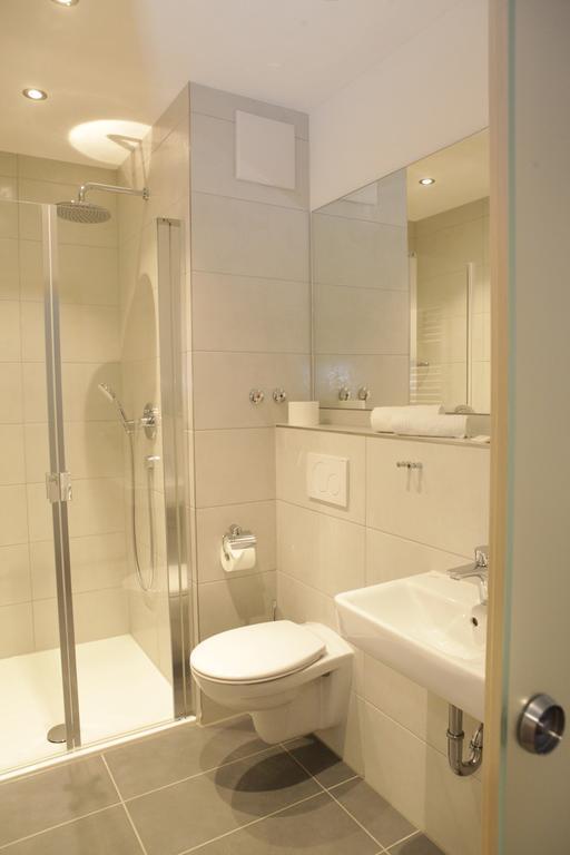 Landhotel Kueffner Pfedelbach ภายนอก รูปภาพ