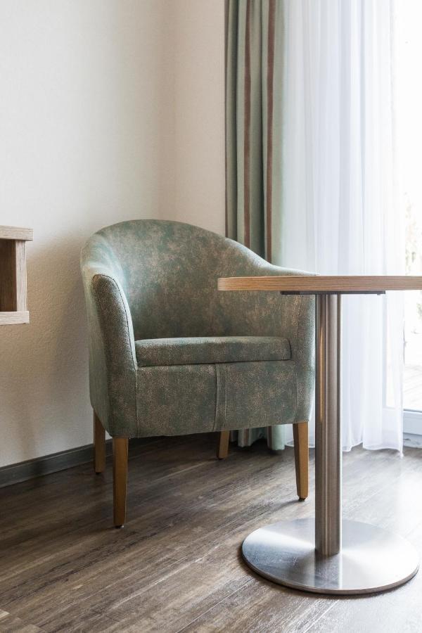 Landhotel Kueffner Pfedelbach ภายนอก รูปภาพ